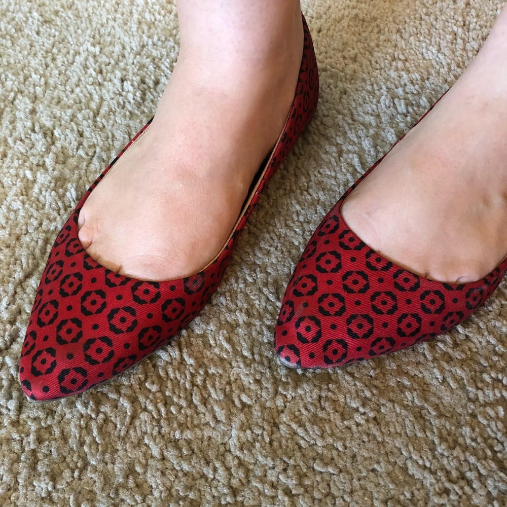 Red and Black Print Flats